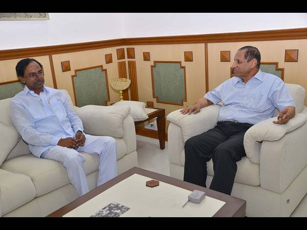 కేసీఆర్