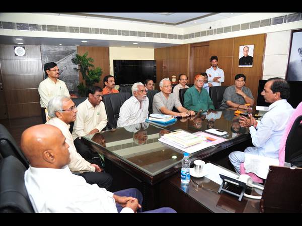 కేసీఆర్