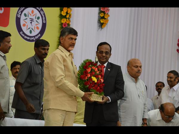 చంద్రబాబు 