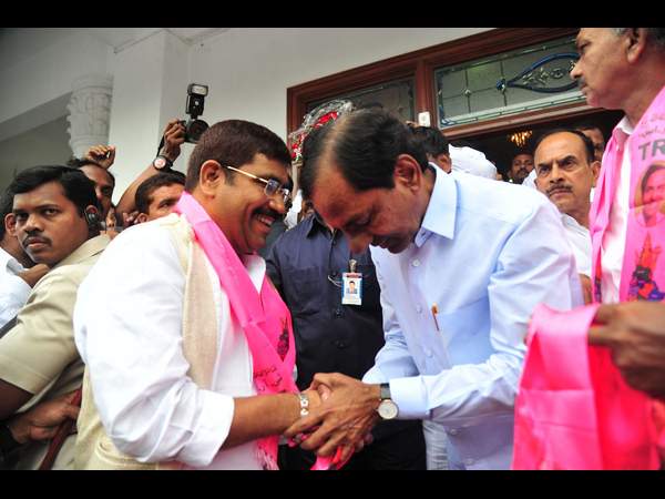 కెసిఆర్