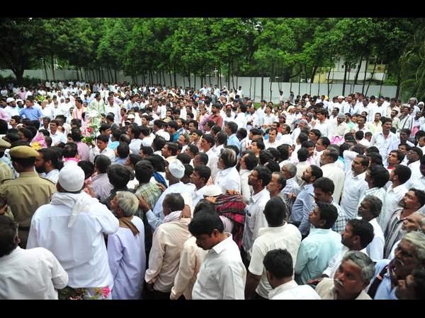 కెసిఆర్