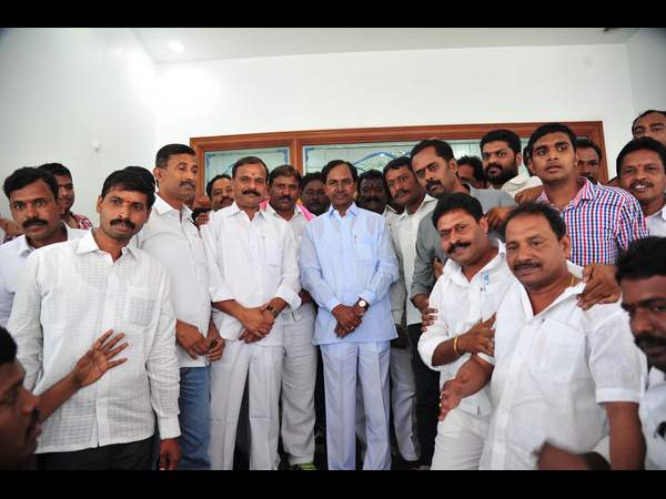 కెసిఆర్