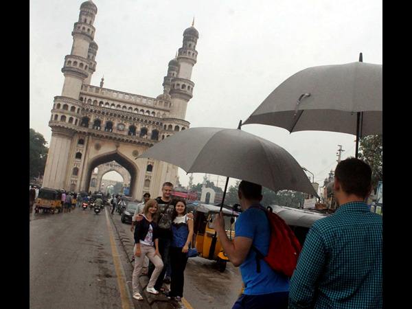 విదేశీయుల సరదా...