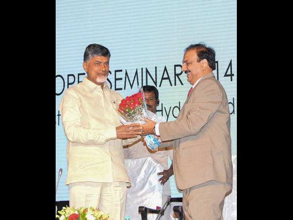 చంద్రబాబుకు స్వాగతం