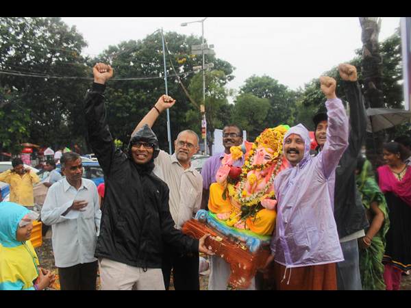 నిమజ్జనం