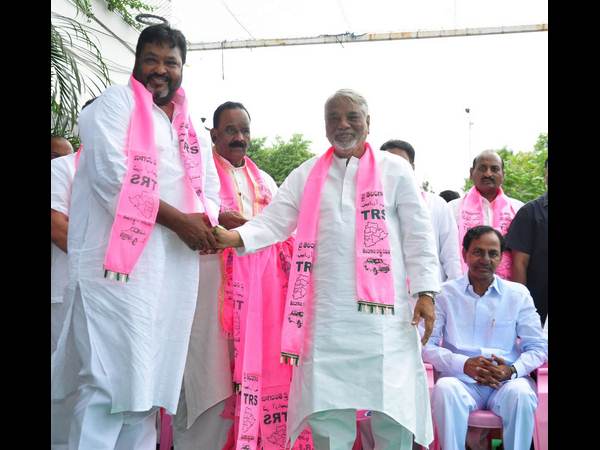 చేరికలు