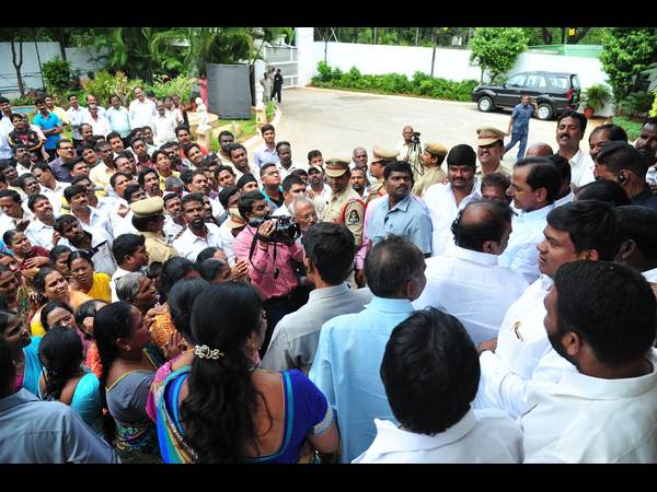 కెసిఆర్
