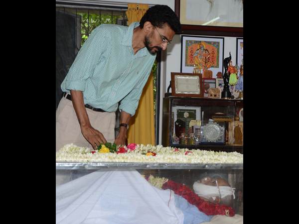 శేఖర్ కమ్ముల నివాళి