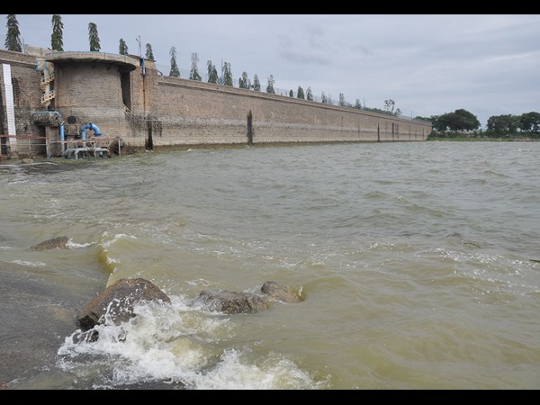 హిమయత్ సాగర్, ఉస్మాన్ సాగర్