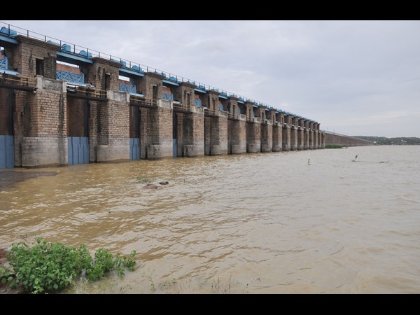  హిమయత్ సాగర్, ఉస్మాన్ సాగర్