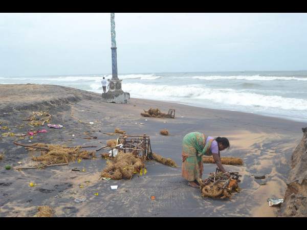 విశాఖ తీరం