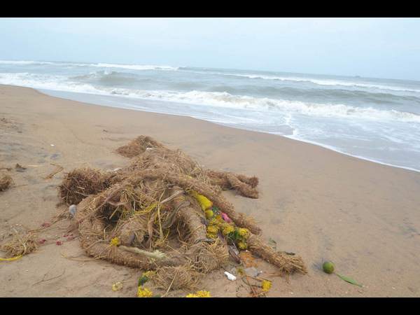 విశాఖ తీరం