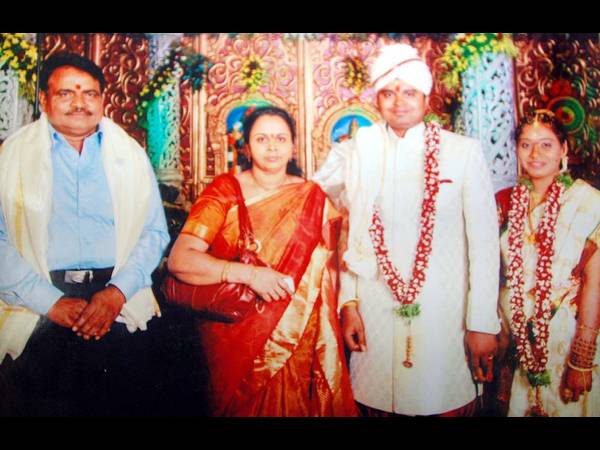 భర్తను తీసుకెళ్లారు