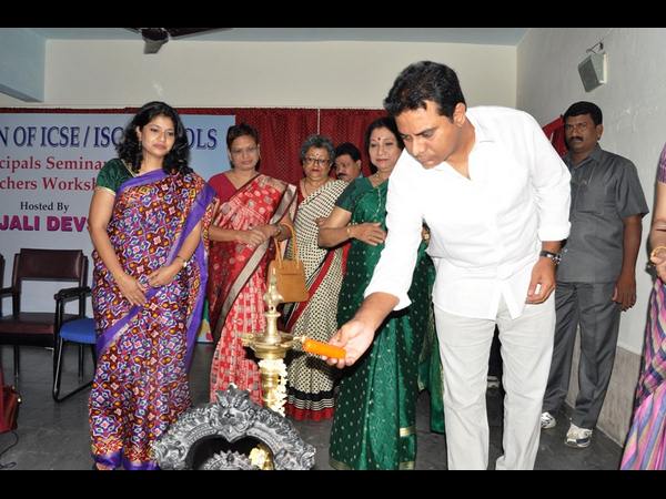 కెటిఆర్