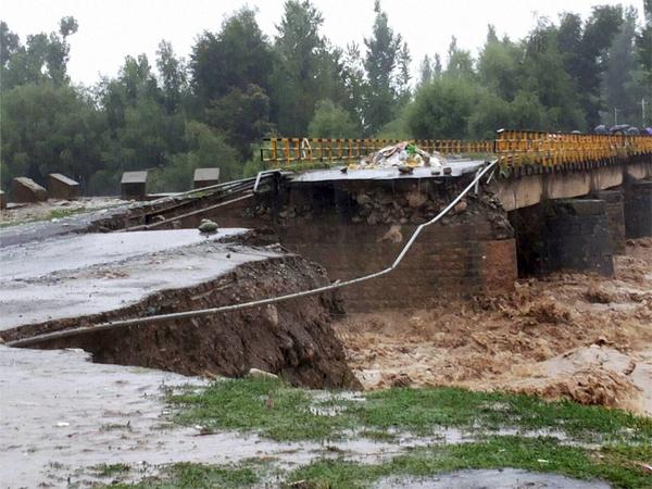  కాశ్మీర్‌లో వరద భీభత్సం