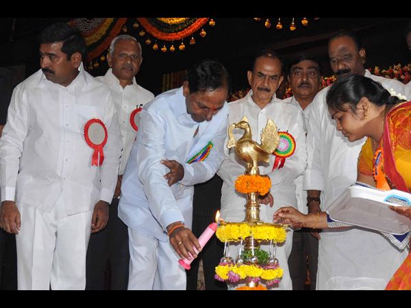 కెసిఆర్