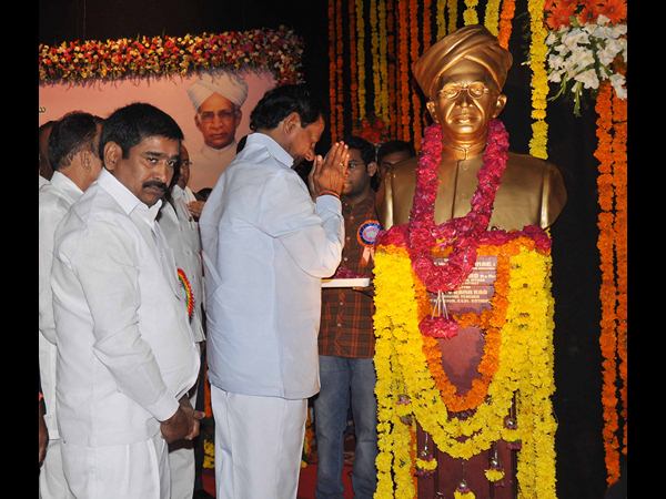 కెసిఆర్