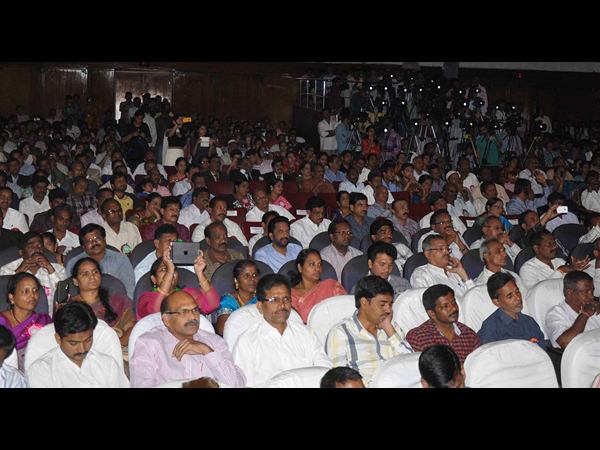 కెసిఆర్