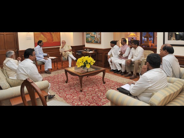Telangana CM KCR meets PM Narendra Modi 