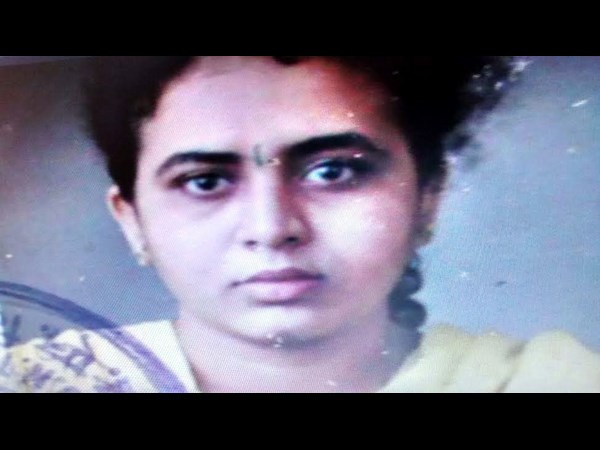కత్తి కొనుక్కుని వచ్చి...
