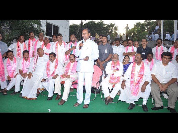 కెసిఆర్-తుమ్మల కెసిఆర్-తుమ్మల