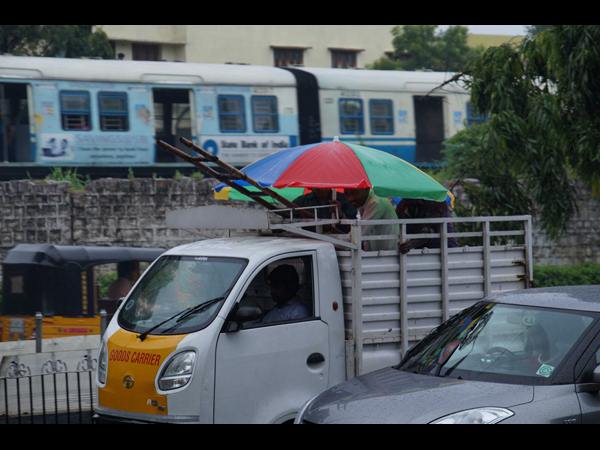  నగరంలో భారీ వర్షం 