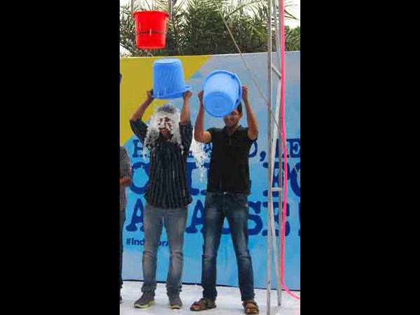  ఐస్ బకెట్ ఛాలెంజ్‌లో 'కిరాక్' హీరోయిన్