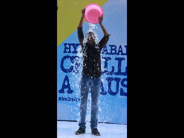  ఐస్ బకెట్ ఛాలెంజ్‌లో 'కిరాక్' హీరోయిన్