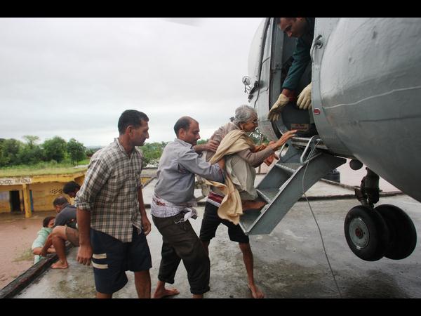  జమ్ము కాశ్మీర్ వరదలు