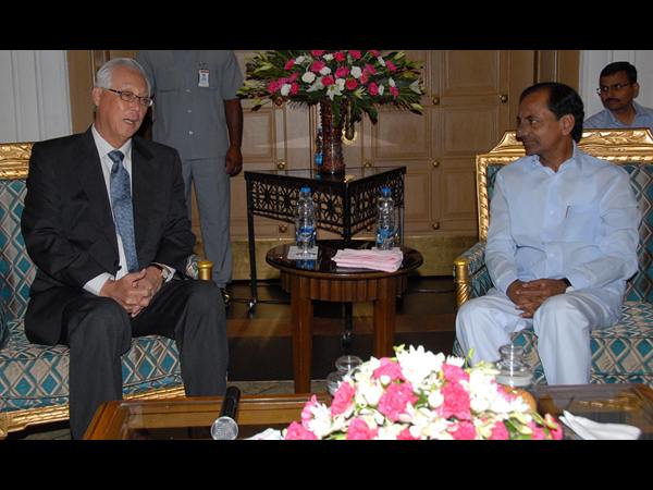 కెసిఆర్‌తో సింగపూర్ సీనియర్ మంత్రి