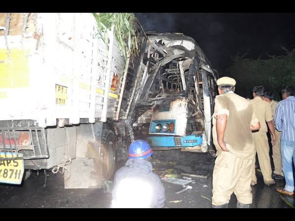  బస్సు ప్రమాదం