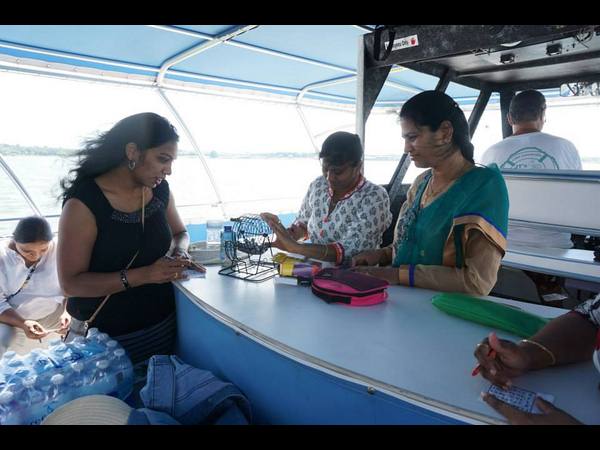  ఉత్సాహంగా సాగిన వనితా వేదిక నౌకా విహారం