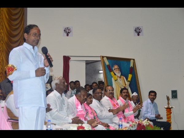 కెసిఆర్