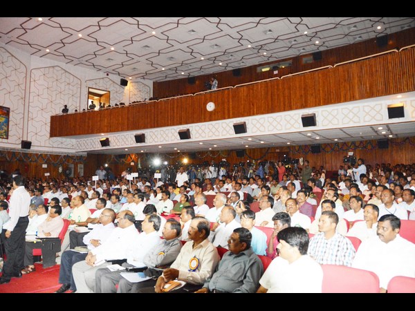 కేసీఆర్