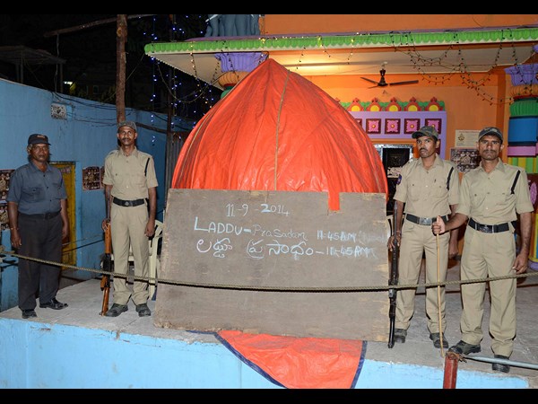  Khairatabd Ganesh Laddu distribution