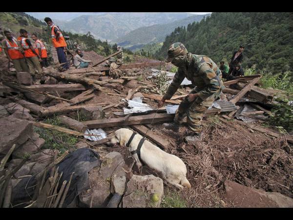  అసలు నా ప్రభుత్వం ఎక్కడుందన్న సీఎం ఓమర్ అబ్దుల్లా