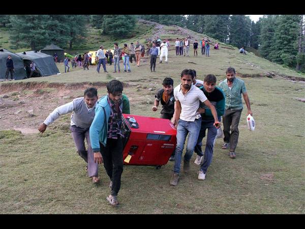  అసలు నా ప్రభుత్వం ఎక్కడుందన్న సీఎం ఓమర్ అబ్దుల్లా