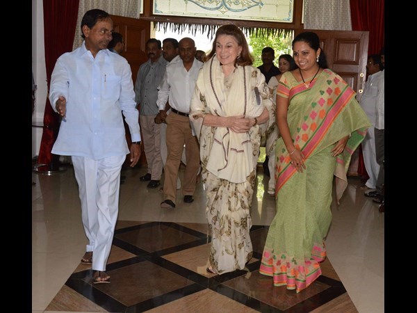 కెసిఆర్