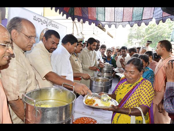  భోజన కేంద్రాలు