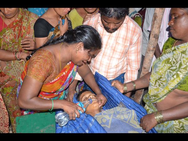 కన్న కొడుకును చంపిన తండ్రి