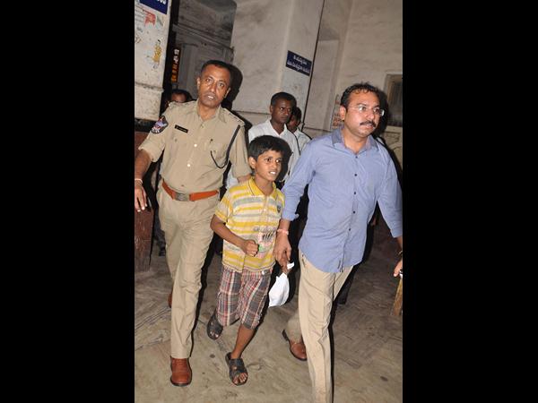  దామోదర్ దొరికాడు, వారం రోజుల సస్పెన్స్‌కు తెర