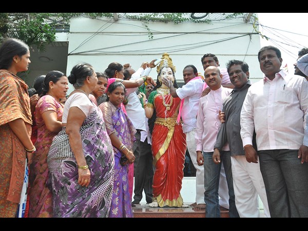 తెలంగాణ తల్లి