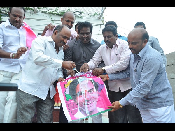 కేసీఆర్