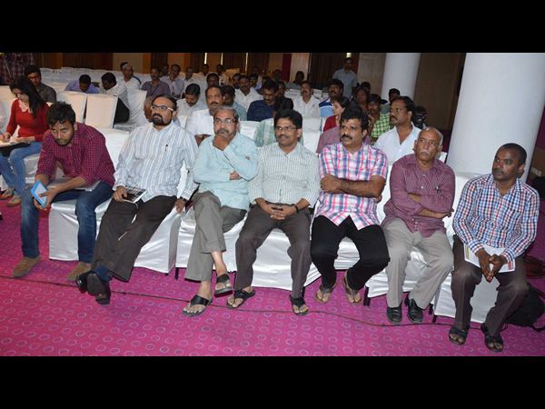 అప్పుడేం చేశారు..