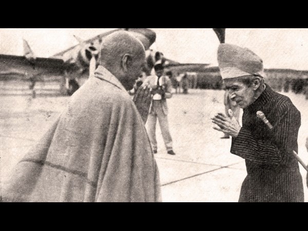 పటేల్ ముందు లొంగిన నిజాం