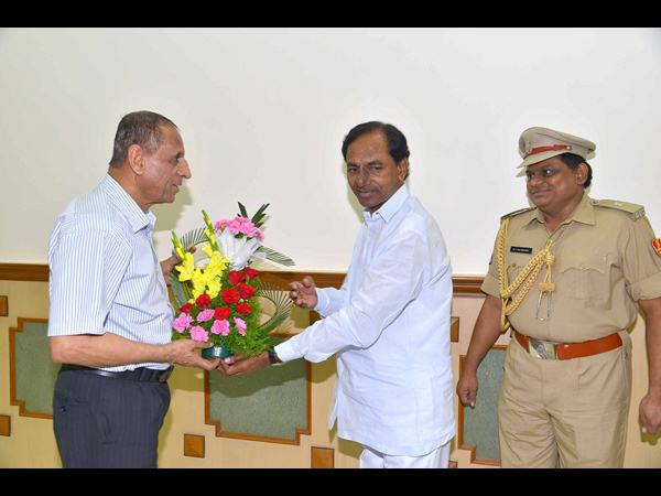 గవర్నర్, సీఎం