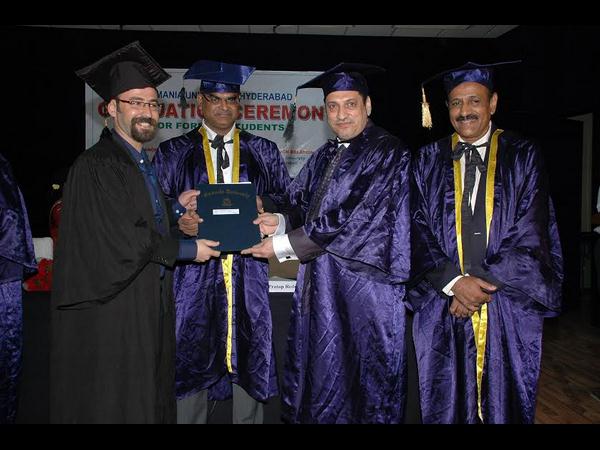  ఉస్మానియాలో విదేశీ విద్యార్దుల ఆనంద హేళ 