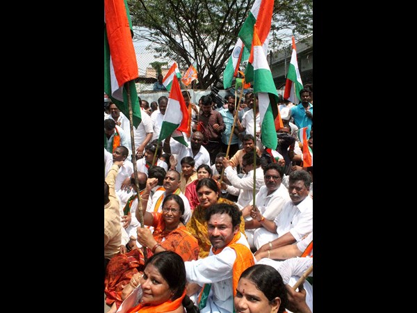 కిషన్ రెడ్డి ఇలా...