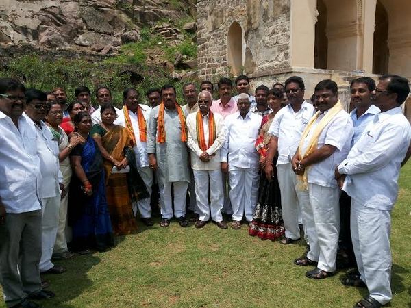 BJP activists arrested, while tried to enter Golconda fort