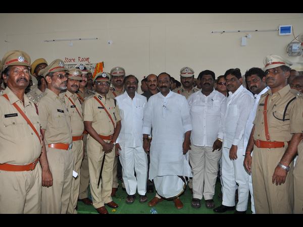 నాయిని